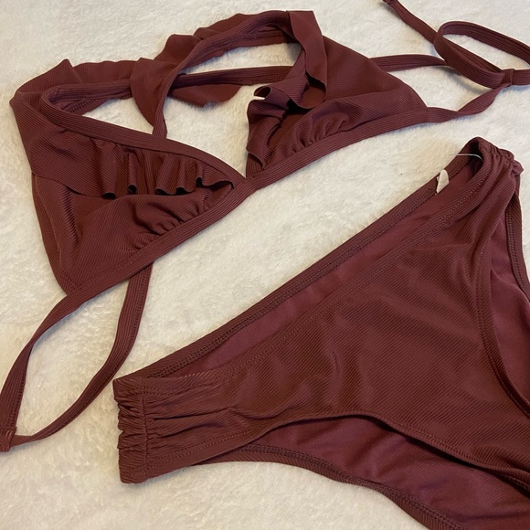 Shade & Shore Brown Ruffled Bikini Set - Picture 2 of 7